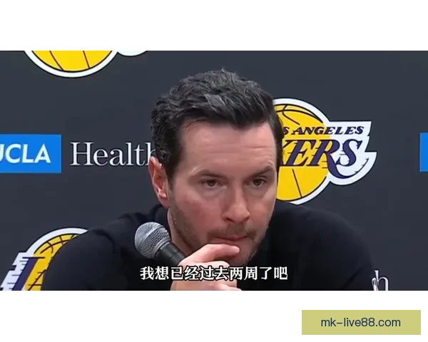 詹姆斯转型背后揭秘 雷迪克与他深度对话促使球权减少